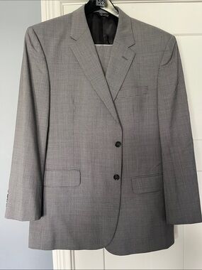 Jos. A. Bank Men's Light Gray Two-Button Suit Jacket